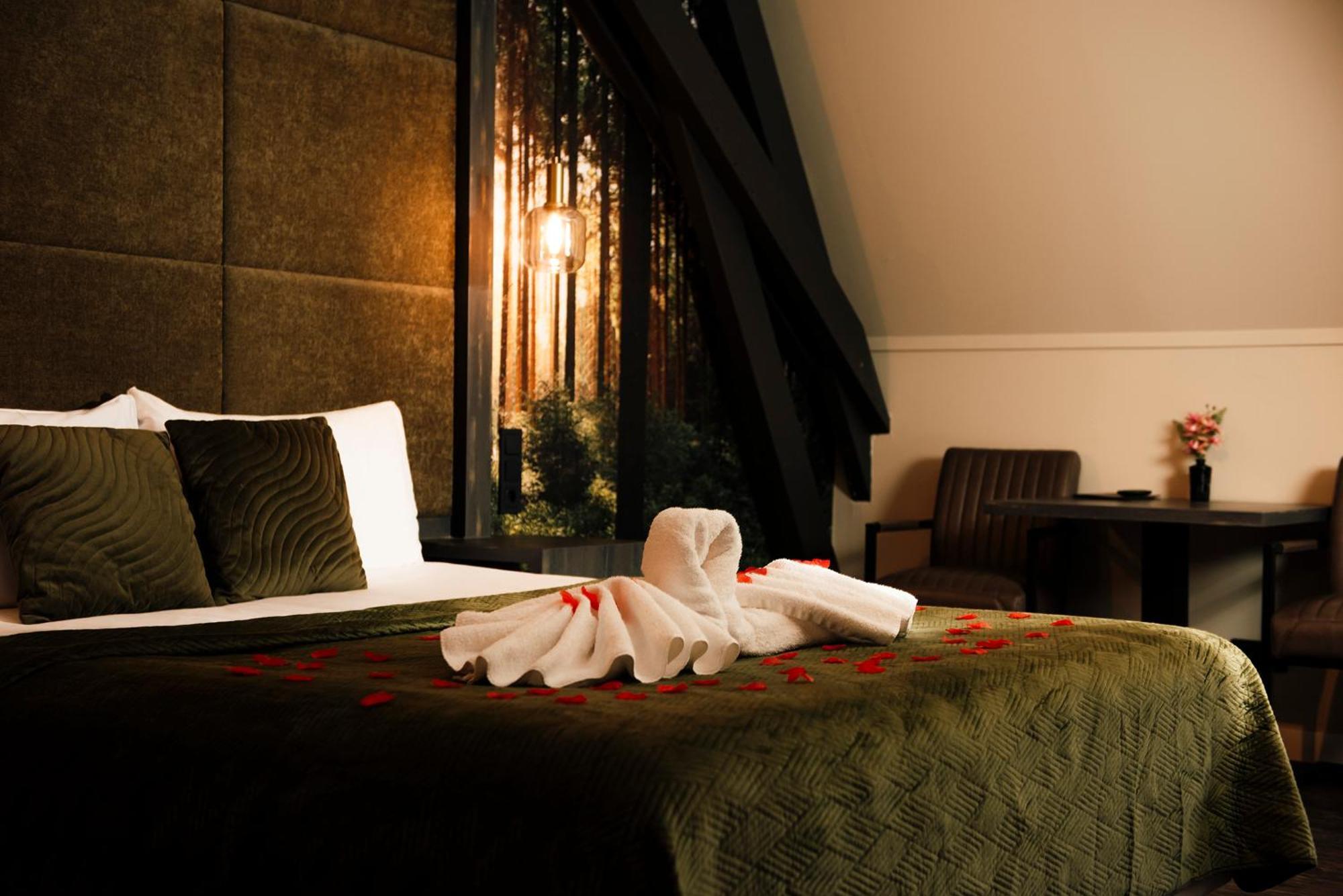 Hotel De Kastanjefabriek Eibergen Екстериор снимка